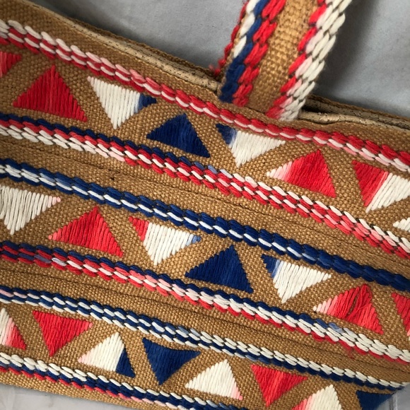 Unique embroidered burlap Single strap tote bag - Picture 2 of 8